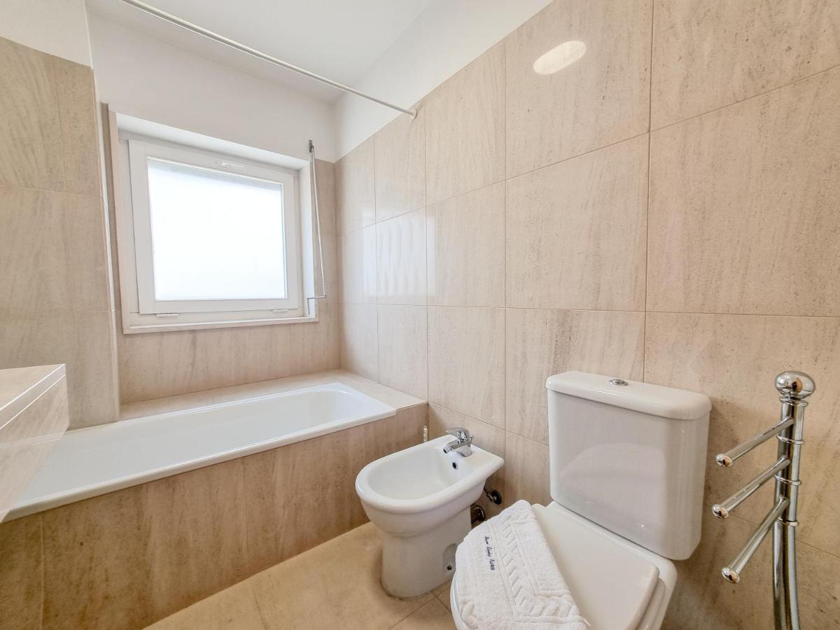 Sweet Living Viana - City Centre Apartment With Garage Viana do Castelo Exterior foto